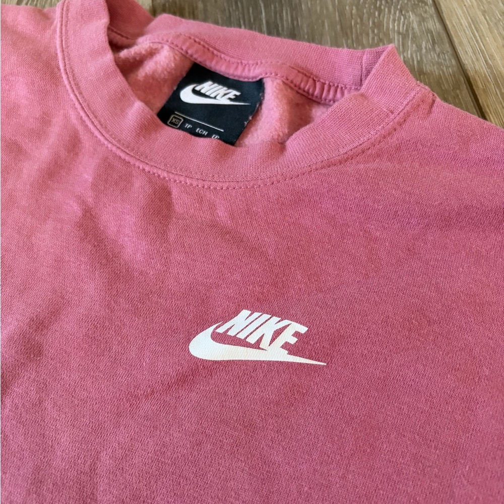 Nike Club Fleece Crewneck Sweatshirt - Picture 2 of 7